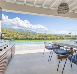 5 bedroom luxury seaside villa with indoor & outdoor pool, near Acharavi, sleeps 10